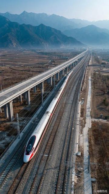 廊坊地震致多趟列车晚点：河北天津线路受影响