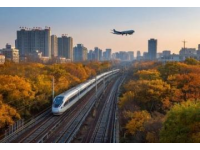 全球最快高铁刷新纪录：中国CR450动车组时速高达453公里，重塑交通版图