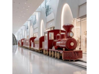 国庆余韵渐散，归途列车起航