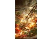 高铁奇观：外国游客误将火锅底料当零食啃，引围观与爆笑