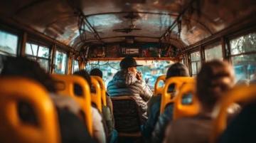 人生旅途中的上下车,错过风景亦成长