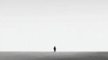 王自如负债一亿：从数码网红到绿皮火车上的艰难重生之路