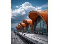 秦皇岛火车站：城市璀璨的交通明珠