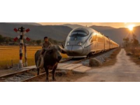 中老铁路开行普惠型国际旅游列车