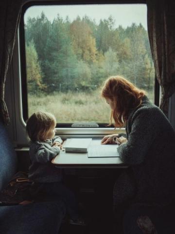 火车上孩子难以安静？这几招助您驾驭