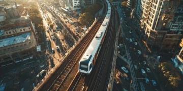 高铁与单轨：城市交通的差异化选择与发展优势