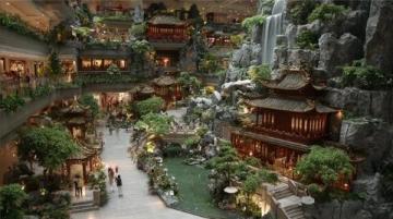 海淀魏公村惊现商场小火车，童话般的夜景引万人打卡！