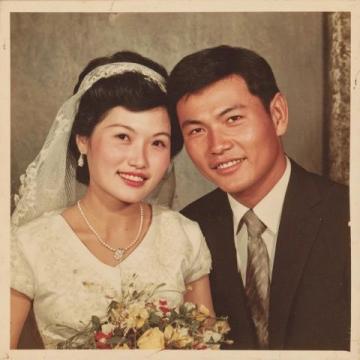 长途奔丧:妻子李梅错过最后一班车