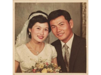 长途奔丧：妻子李梅错过最后一班车