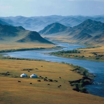 K7041次哈尔滨至漠河列车：穿越黑龙江与内蒙古美景之旅