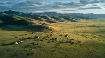 K7041次哈尔滨至漠河列车：穿越黑龙江与内蒙古美景之旅