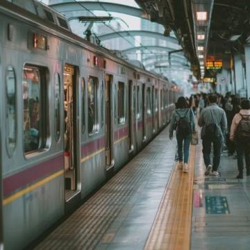 绿皮火车为何难以被淘汰？未来走向何方？