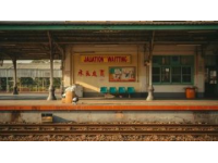 这四张图片展现的是东莞东火车站的老站房