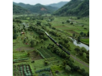 铜吉高铁连接梵净山、凤凰、张家界三大景区