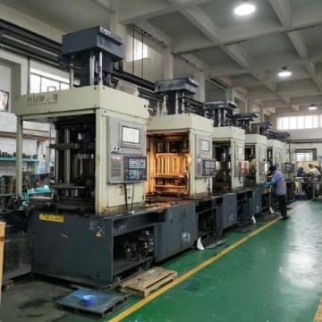 国铁集团:高铁椅套180天换洗一次