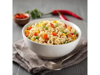 全国火车自助餐现象走红：改善旅途体验，告别泡面时代