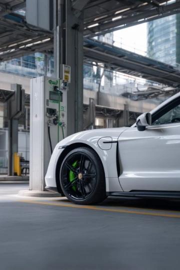 电动车新新国标让网友炸锅了,纷纷吐槽让一个压根儿不开电动车的人来定标准