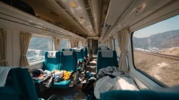 湖南衡阳高铁站重复售票导致无法顺利对号入座