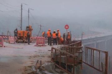 宜涪高铁湖北段YFHBZQ-10标伍家河中桥基坑主墩顺利开钻。