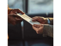 高铁购票新规：学生票免检验身份