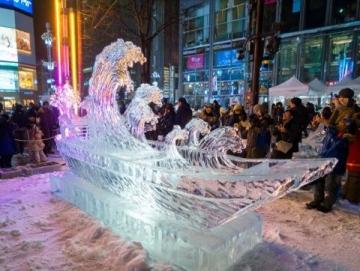 哈尔滨百年列车冰雕唤起城市记忆