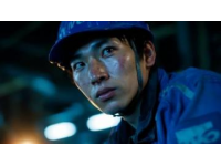 大学生陈明宇列车紧急救人，获济南铁路局锦旗表彰