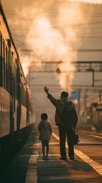 列车紧急停车5分钟背后的故事：生死救援，彰显人间大爱！