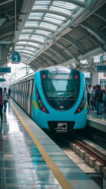 成都至上海D954次地铁动车，快速直达仅需690元起