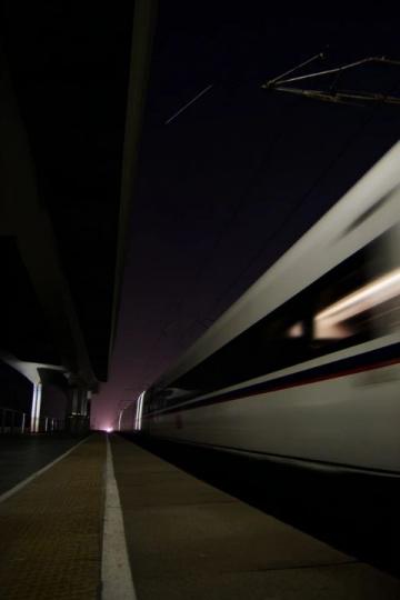 春运出行更轻松：铁路“轻装行”服务覆盖111个城市