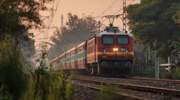 草原铁路加开列车！多趟旅客列车开行！