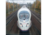 高铁上的免费WIFI成摆设，遭到经济学专家质疑，明明不是什么复杂的问题