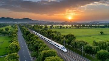 天津西至宜昌北高铁首发：京津冀环线高铁首开高效互联