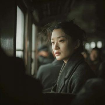 河北女子火车上意外重逢二十年未见的恩师，一句话令她泪如雨下