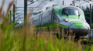 省钱又暖心!绿皮火车新趋势引发热议