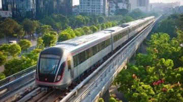 重庆轨道27号线新车抵达 15号线首列车同台亮相