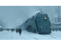 雪国列车活了从哈尔滨到漠河，一趟火车装下整个关东