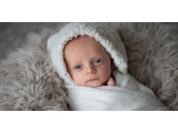 
如果您想讨论关于婴儿照顾和责任感的问题，或者需要更多信息，请告诉我。