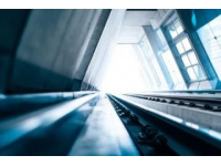 当岁月的列车即将驶入新站台