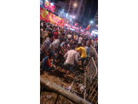 纽约市地铁列车出轨致百余人伤