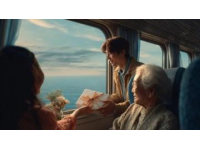 为何高铁近在咫尺，绿皮火车却成生活“良药”？揭秘普通人的出行选择与温情故事