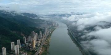 永州：从足球辉煌至交通中枢，双向腾飞之路