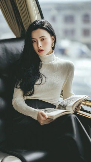 浙大毕业生铁路车厢内畅谈职业梦想：公务员上岸后，踏上档案工作新征程