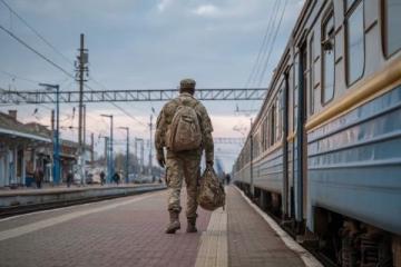 助力复工，多地务工专列陆续启程