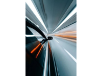 高铁商务车厢惊现违规吸烟，男子嚣张行为被严厉处罚