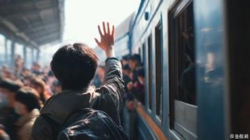 新疆清明出行无忧!105列加班列车助力南北东疆旅游高峰
