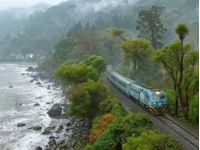 探索川藏风光：成都至拉萨火车旅行指南