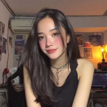 最近高铁上发生了一件暖心小事00后女孩庞博从济南坐车回青岛老家,四小时车程