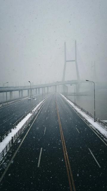 降雪天气致合肥铁路多趟列车晚点停运