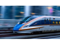 跨界思路：用内燃机气密原理破解真空列车高速动态密封难题