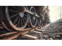 火车轨道旁“禁止双弓”的含义是什么？